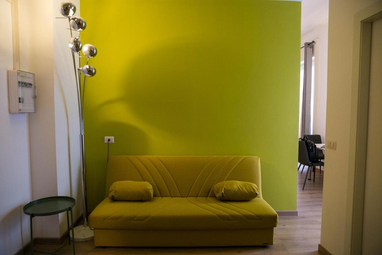 ปาลัซโซ ปาสตา มัลเปนซา Aparthotel กัลลาราเต ภายนอก รูปภาพ